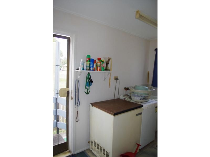 5 William Street, Macleay Island QLD 4184