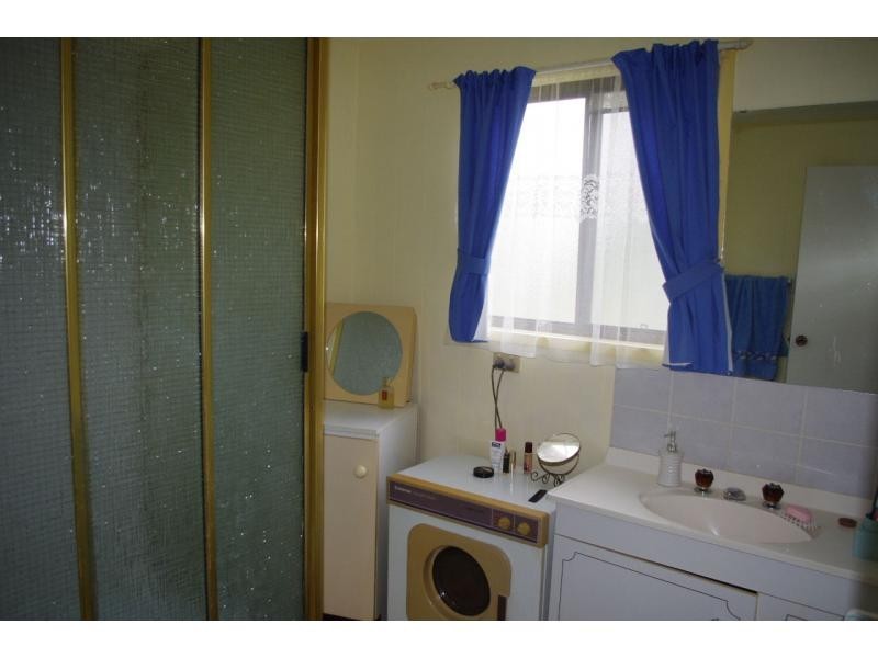 5 William Street, Macleay Island QLD 4184