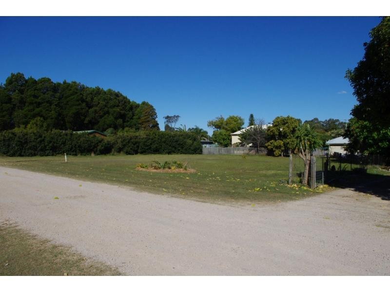 12 Marine Street, Macleay Island QLD 4184