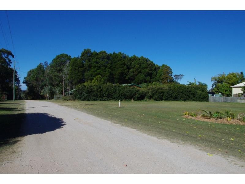 12 Marine Street, Macleay Island QLD 4184