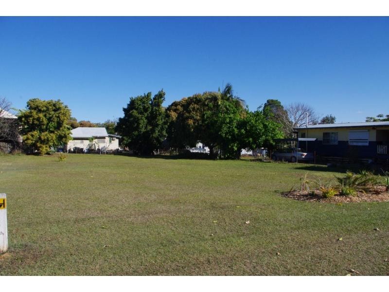 12 Marine Street, Macleay Island QLD 4184