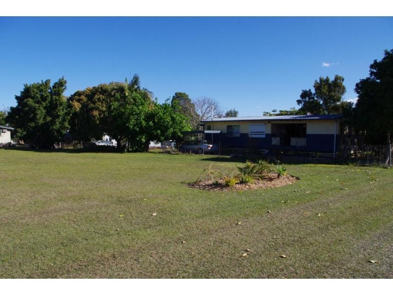 12 Marine Street, Macleay Island QLD 4184