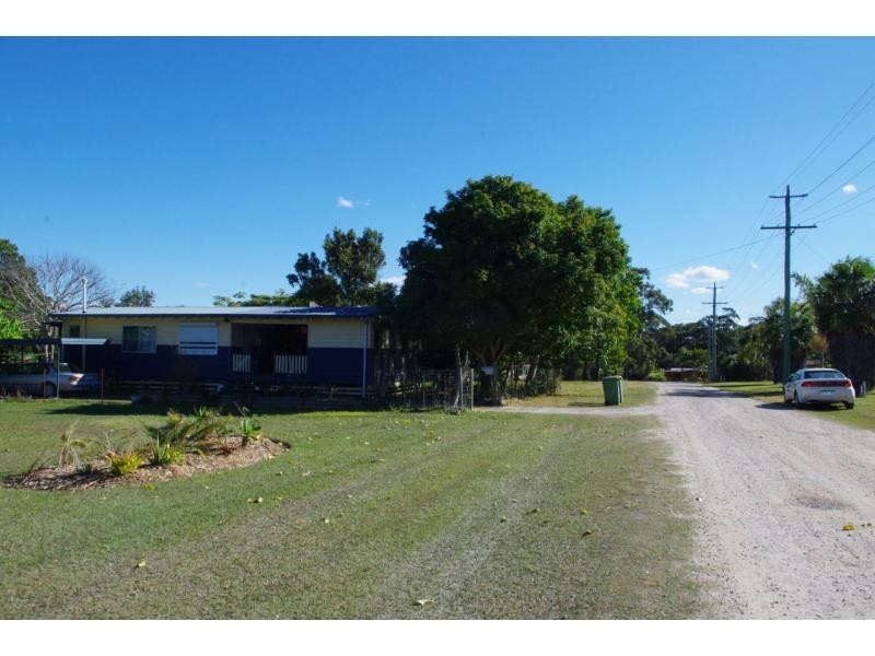 12 Marine Street, Macleay Island QLD 4184