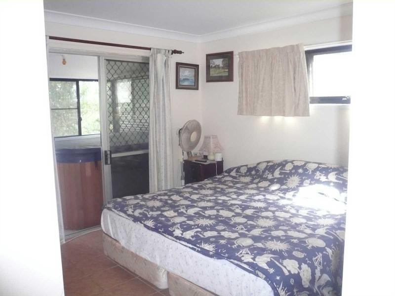 1 Blue Vista Street, Macleay Island QLD 4184