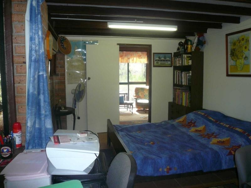 1 Blue Vista Street, Macleay Island QLD 4184
