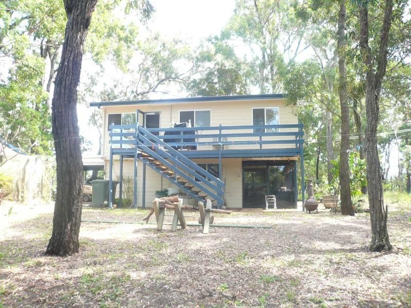 1 Blue Vista Street, Macleay Island QLD 4184