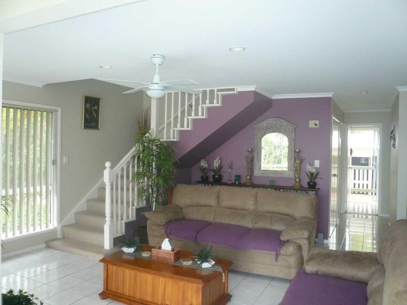 17 Koonwarra Parade, Macleay Island QLD 4184