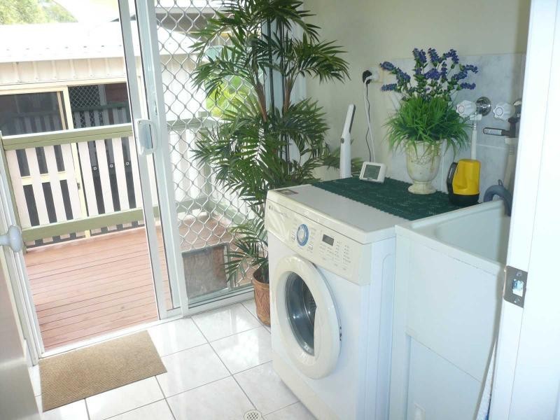 17 Koonwarra Parade, Macleay Island QLD 4184