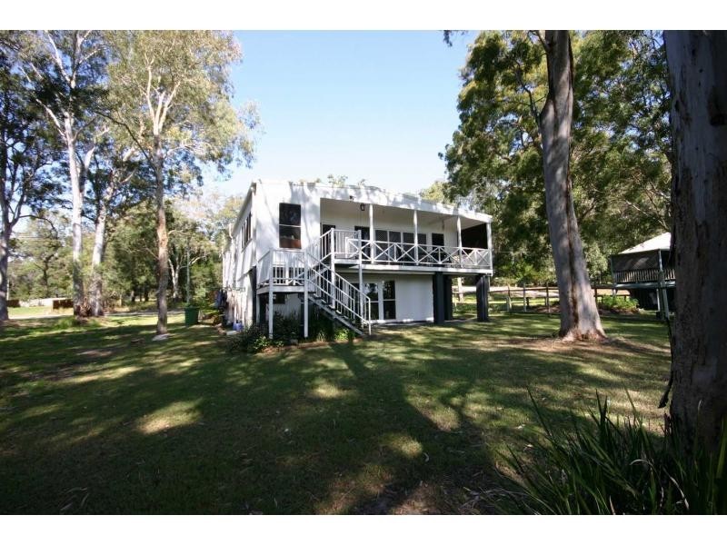 3 Attunga Street, Macleay Island QLD 4184
