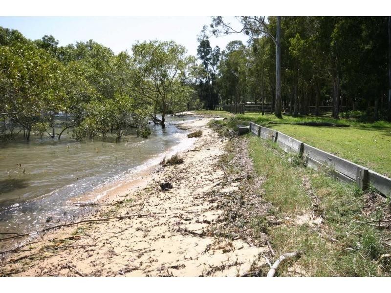3 Attunga Street, Macleay Island QLD 4184