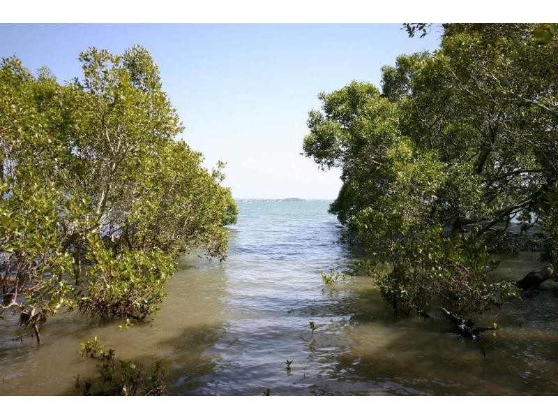 3 Attunga Street, Macleay Island QLD 4184