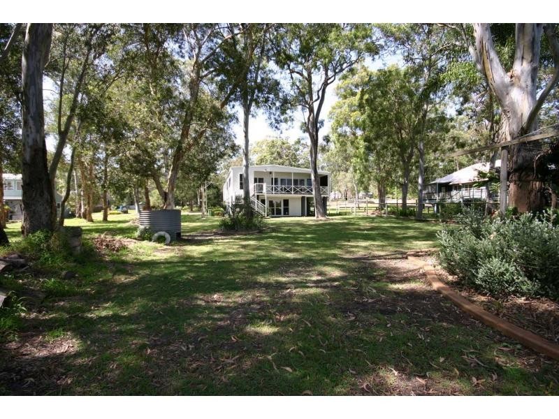3 Attunga Street, Macleay Island QLD 4184