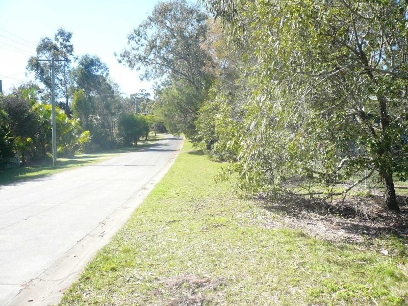 10 Coondooroopa Drive, Macleay Island QLD 4184