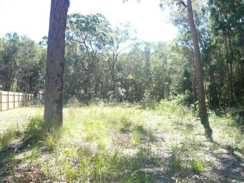 5 Eumina Street, Macleay Island QLD 4184