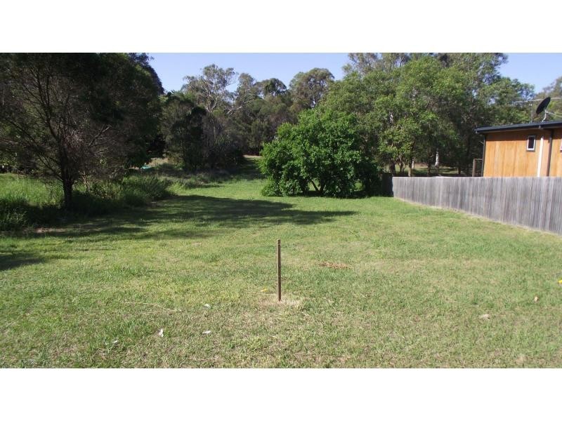 7 Granadilla Street, Macleay Island QLD 4184