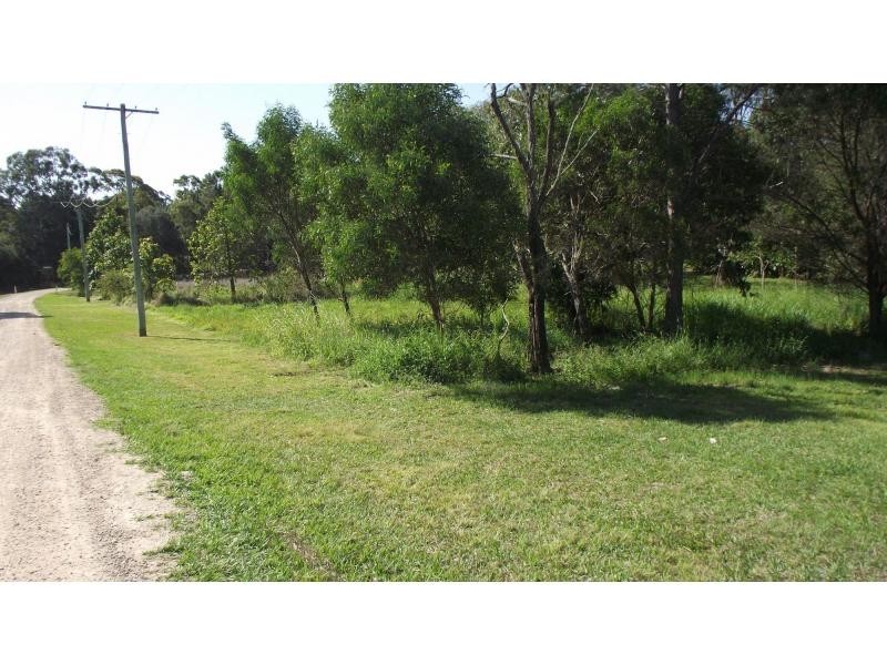 7 Granadilla Street, Macleay Island QLD 4184