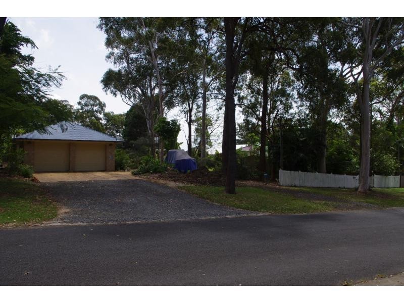 42 Coondooroopa Drive, Macleay Island QLD 4184