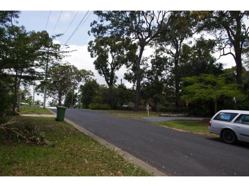 42 Coondooroopa Drive, Macleay Island QLD 4184