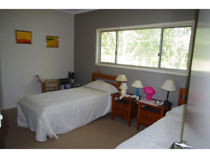 10 Junee Street, Karragarra Island QLD 4184