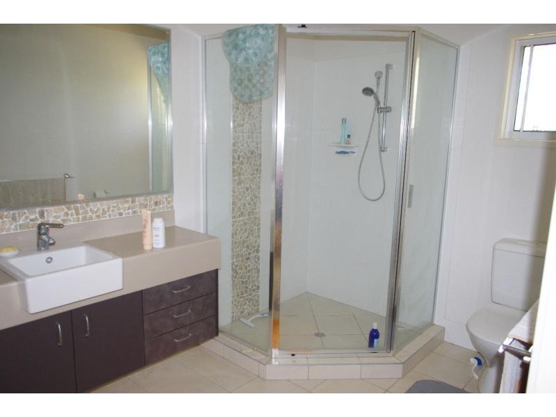 10 Junee Street, Karragarra Island QLD 4184