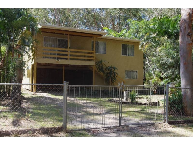 7 Noondoo Street, Macleay Island QLD 4184