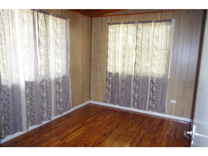 7 Noondoo Street, Macleay Island QLD 4184