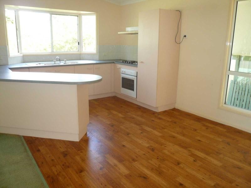 67 Scotts Road, Macleay Island QLD 4184