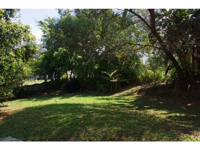 37 Kooberry Street, Macleay Island QLD 4184