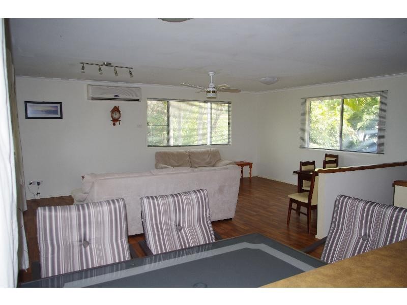 37 Kooberry Street, Macleay Island QLD 4184