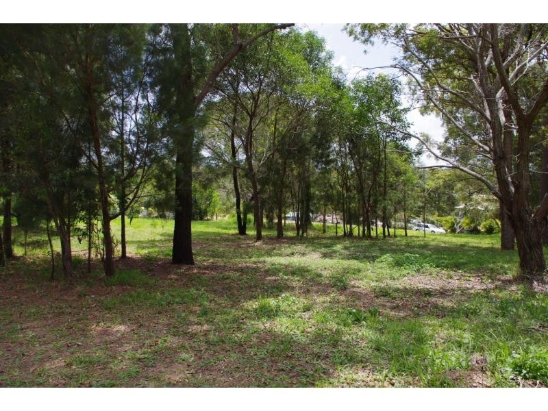 9 Allambie Street, Macleay Island QLD 4184