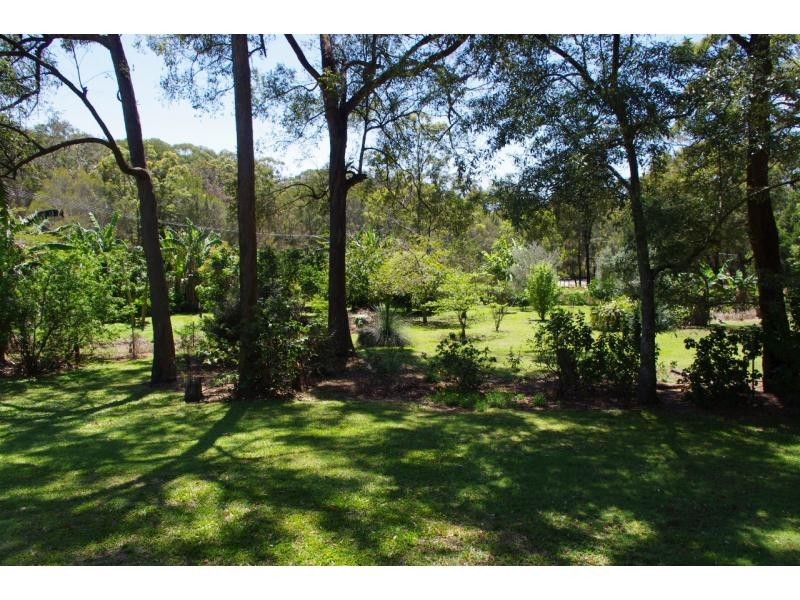20-26 Nunkeri Street, Macleay Island QLD 4184