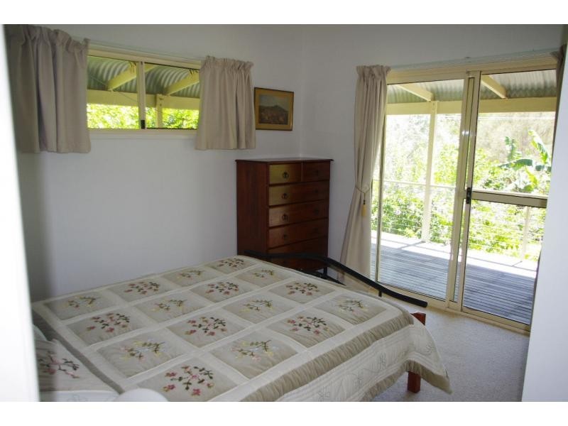 20-26 Nunkeri Street, Macleay Island QLD 4184