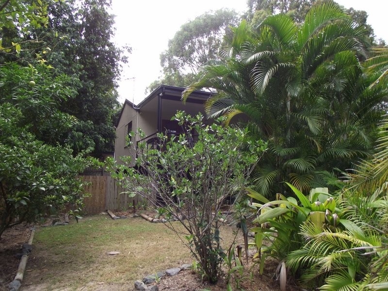 9 Aruma Street, Macleay Island QLD 4184