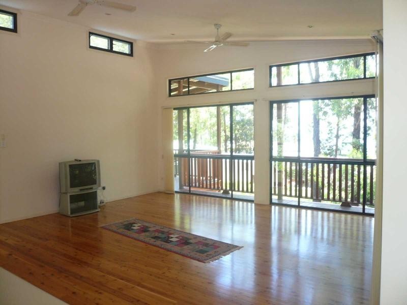 22 Kalara Street, Macleay Island QLD 4184