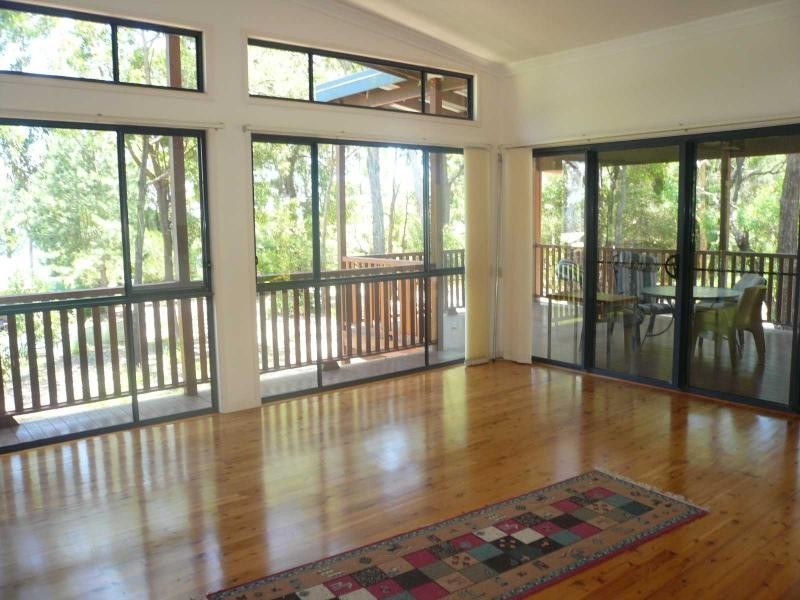 22 Kalara Street, Macleay Island QLD 4184