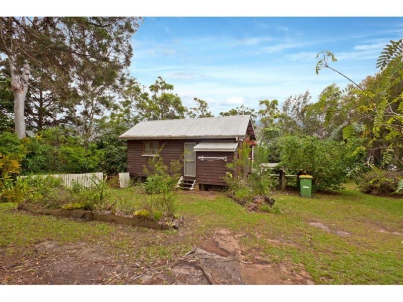 2 Ryde Street, Macleay Island QLD 4184