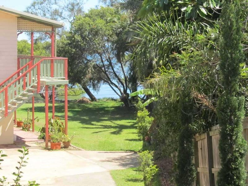 54 Attunga Street North, Macleay Island QLD 4184