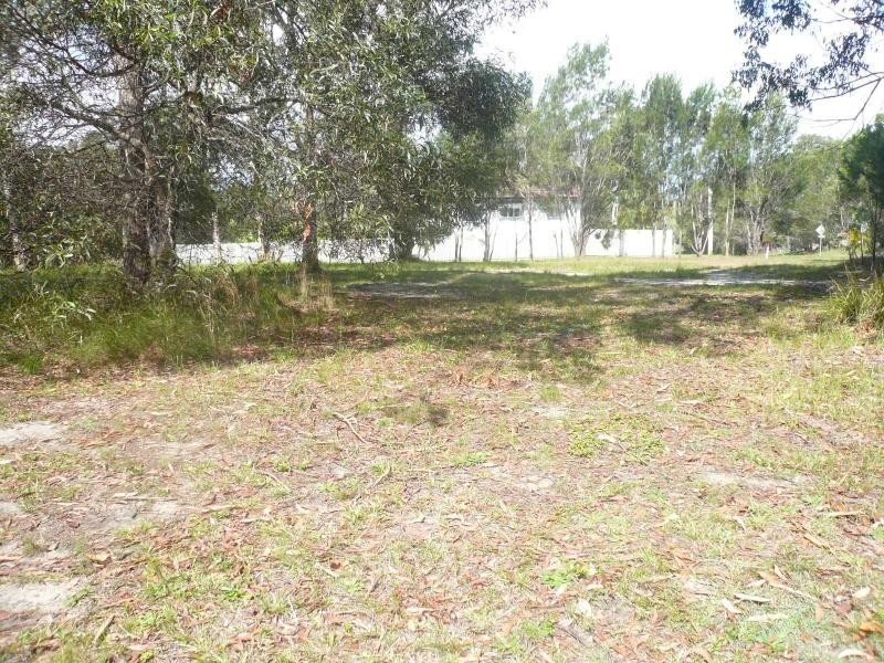 2 Tingara Street, Macleay Island QLD 4184