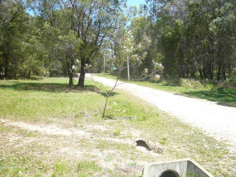 10 Kardinia Street, Macleay Island QLD 4184