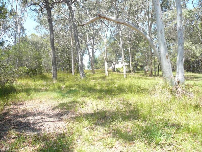 10 Kardinia Street, Macleay Island QLD 4184