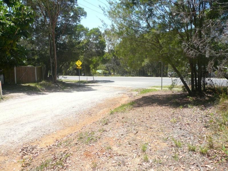 54 Cooee Crescent, Macleay Island QLD 4184