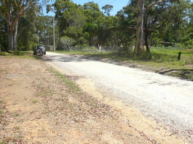 54 Cooee Crescent, Macleay Island QLD 4184