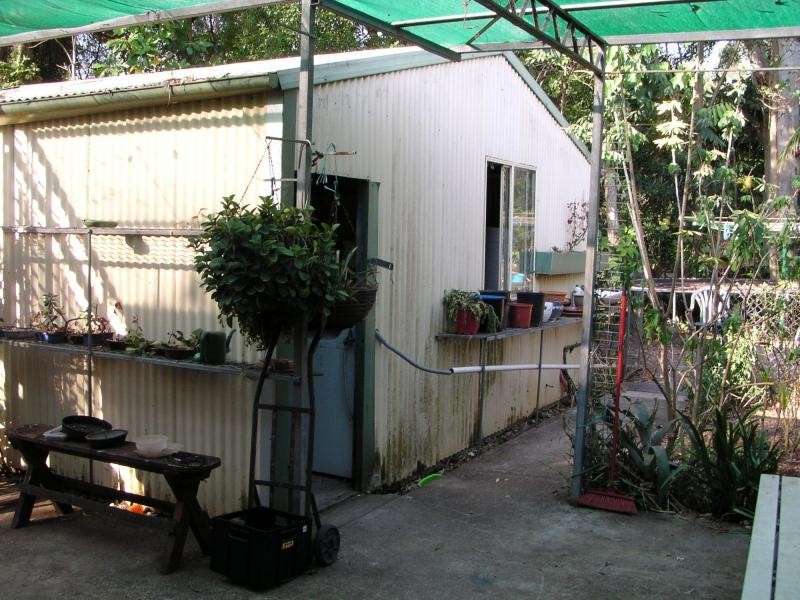 12 Leonie Crescent, Lamb Island QLD 4184