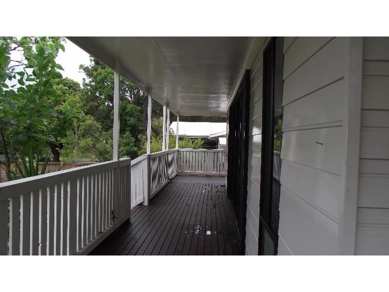 6 Hamilton Parade, Macleay Island QLD 4184