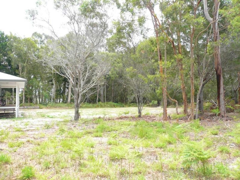 18 Kestrel Street, Macleay Island QLD 4184