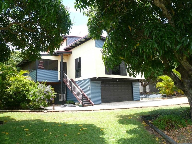 4 Quail Place, Macleay Island QLD 4184