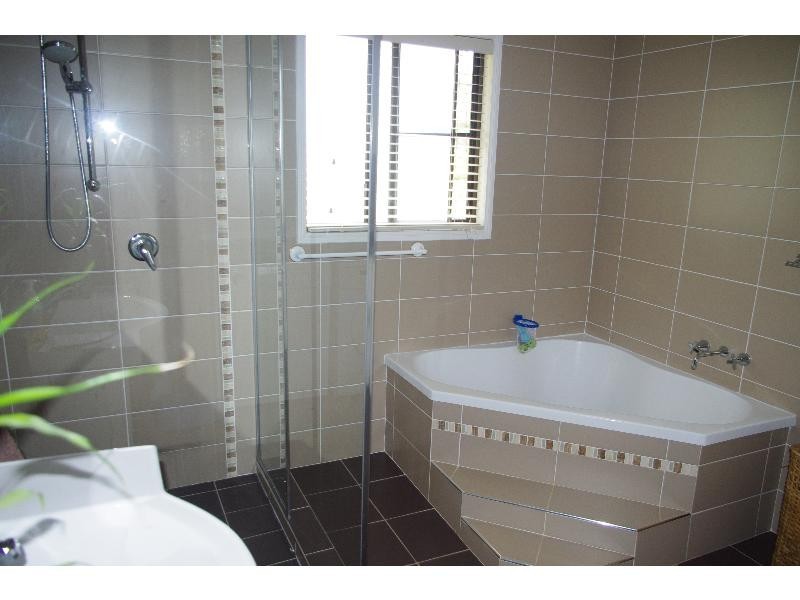 130 Lucas Road, Lamb Island QLD 4184