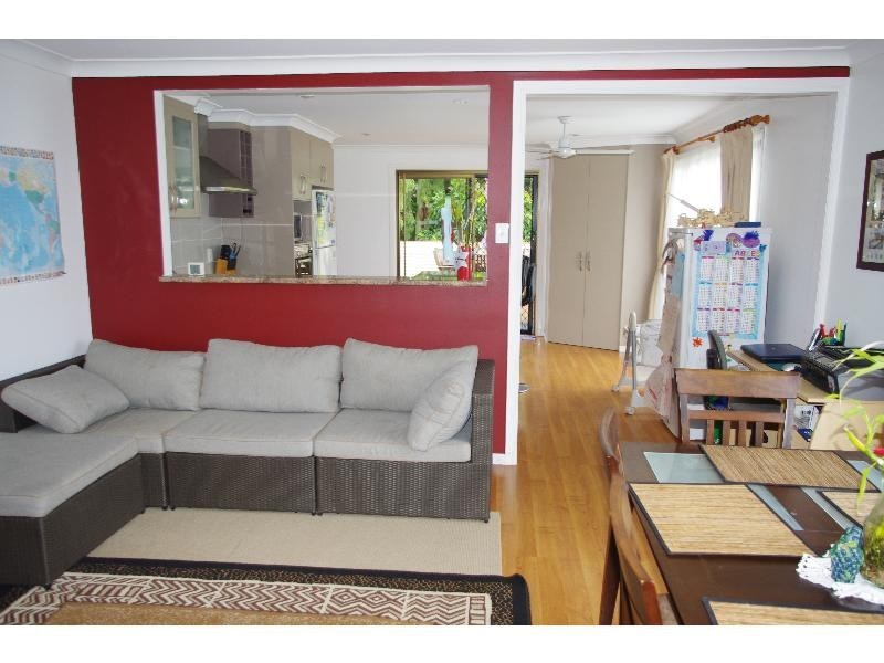 130 Lucas Road, Lamb Island QLD 4184