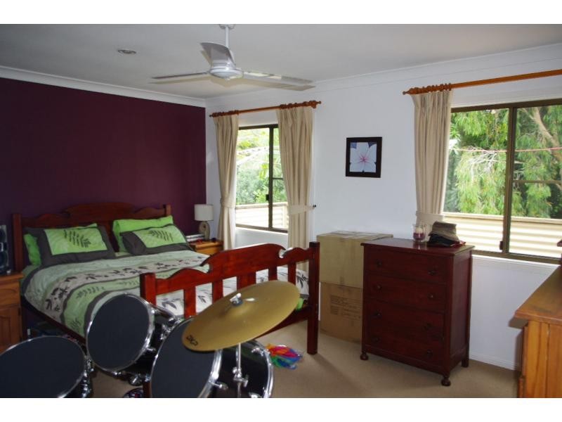 130 Lucas Road, Lamb Island QLD 4184