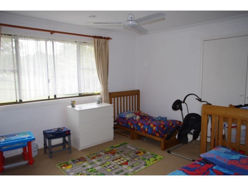 130 Lucas Road, Lamb Island QLD 4184